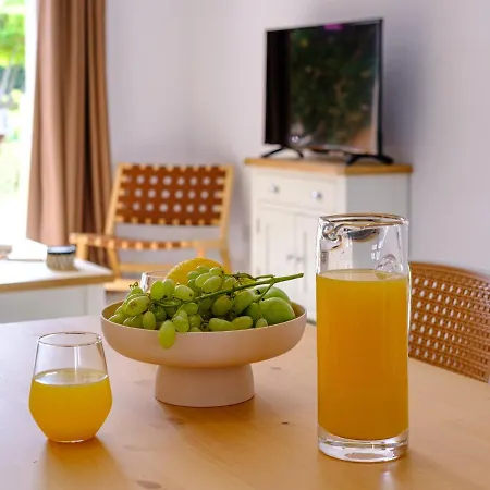 Holiday home Nephele-stylish 2bd Townhouse In Kato