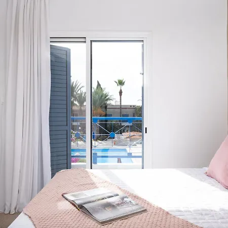 Holiday home Nephele-stylish 2bd Townhouse In Kato *