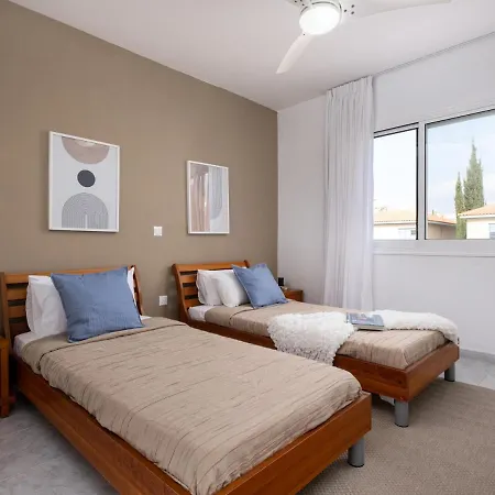 Nephele-stylish 2bd Townhouse In Kato * Paphos